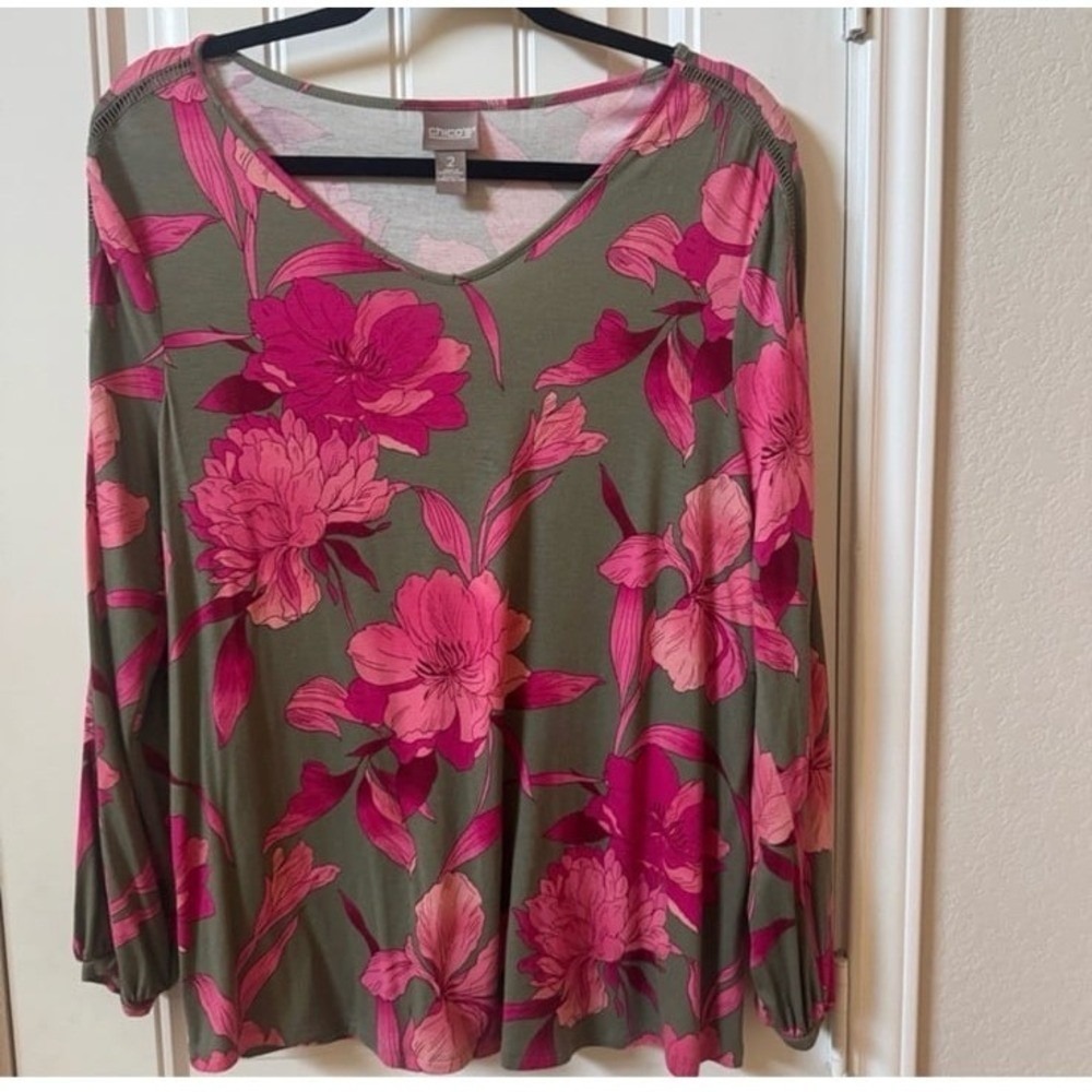 Chico's floral top size L resort wear flowy top boho hippie style